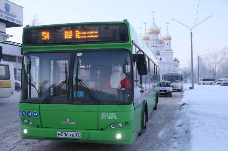 Общественный транспорт в праздники: какие перевозчики остаются в Архангельске в январе?