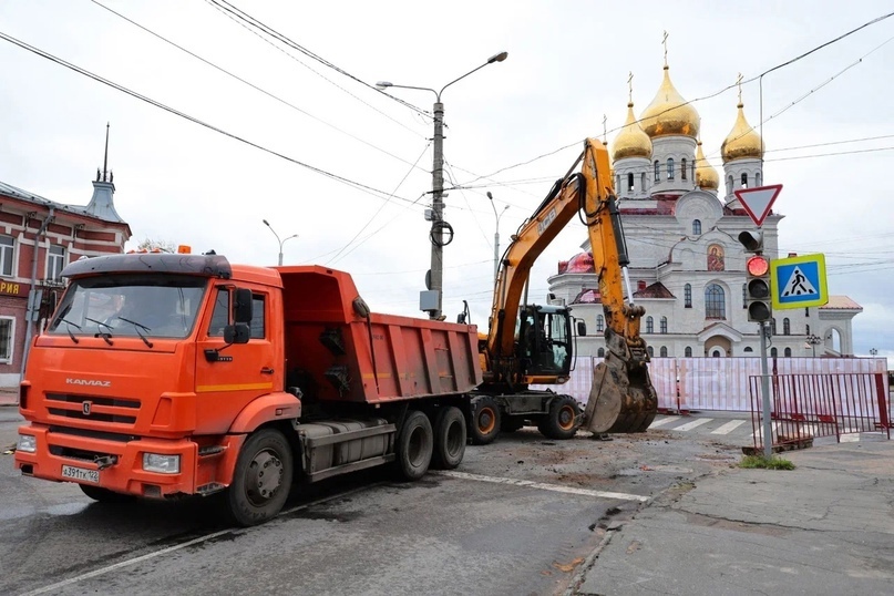 В Архангельске вновь продлили перекрытие движения по улице Выучейского