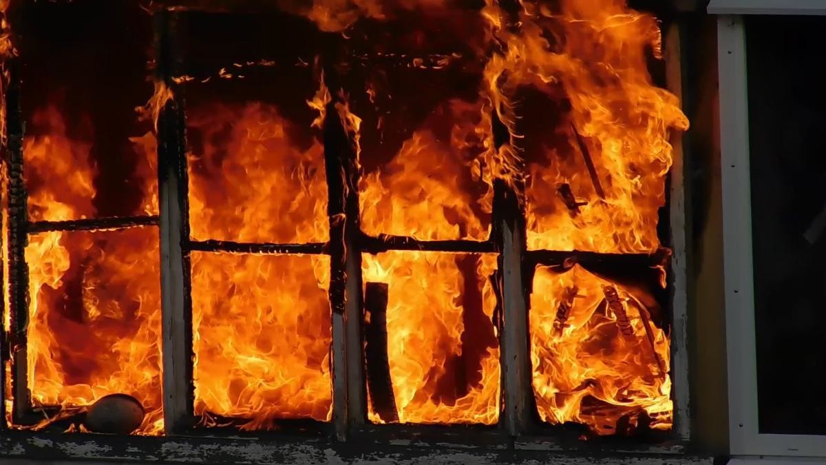 В Котласе и Каргопольском районе ночью горели дома