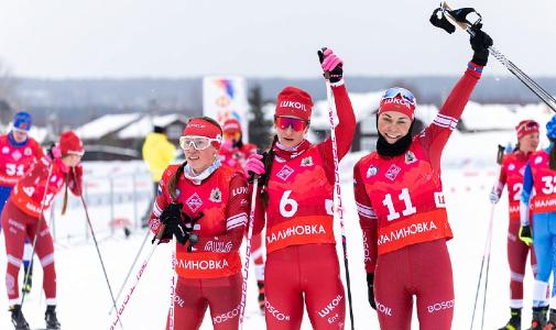 «Чемпионские высоты»: Наталья Непряева стала первой в скиатлоне на 15 километров 