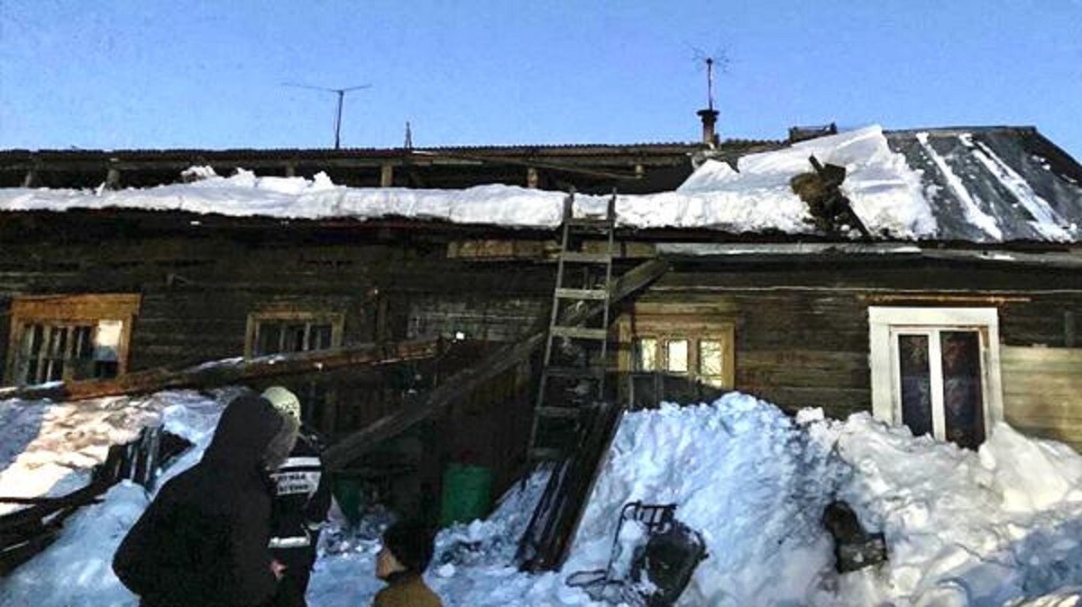 В Архангельске снег продолжает решать программу расселения аварийки