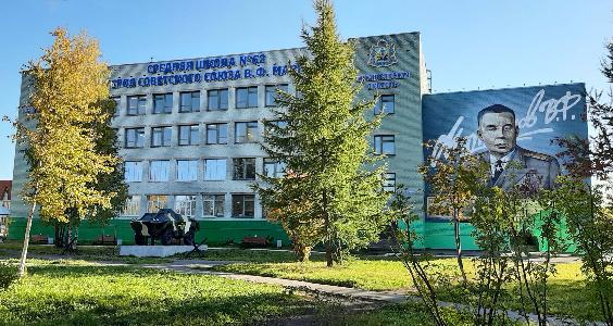 Архангельская школа №62 выплатит пострадавшей во время уроков ученице 90 тысяч рублей
