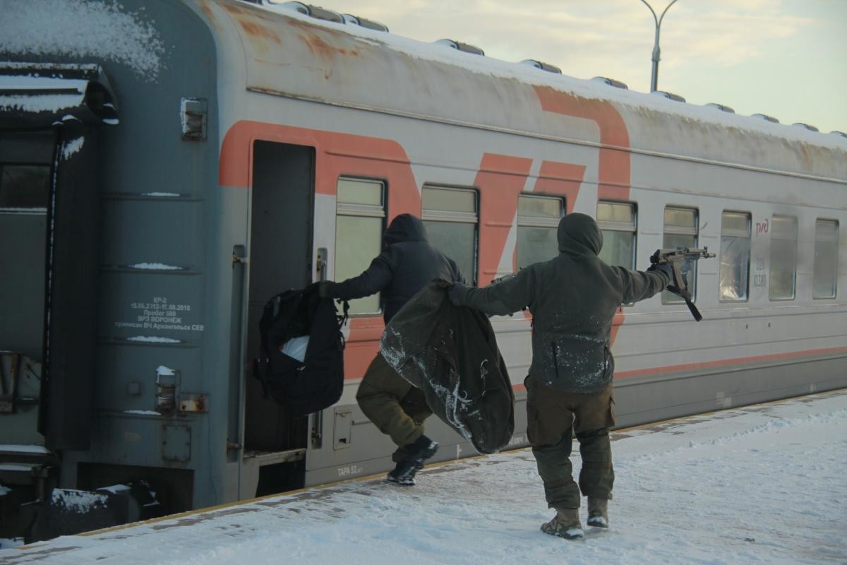 Сотрудники ФСБ в Архангельске учились обезвреживать террористов