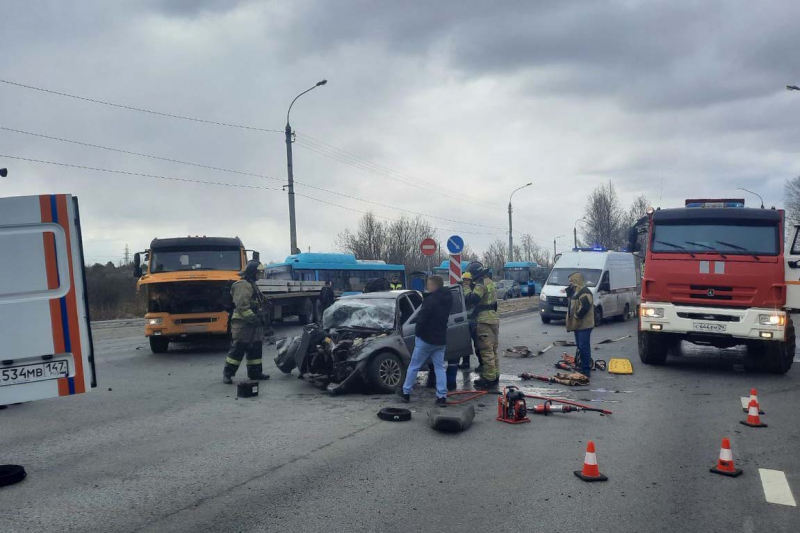 В Маймаксанском округе Архангельска в ДТП погиб пассажир легковушки 