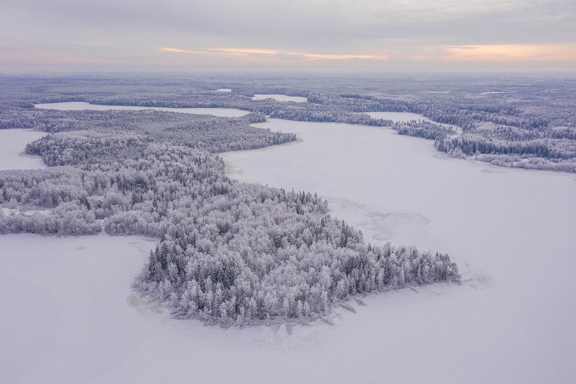 Погода в Архангельской области на выходные и начало недели: в Поморье идёт жуткая морозяка