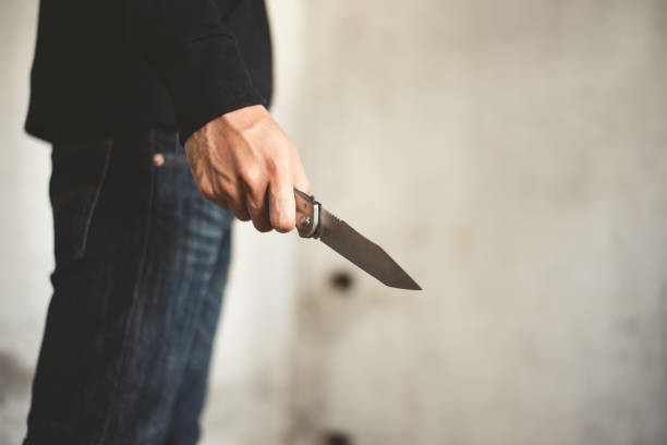 В Северодвинске задержан мужчина, ударивший ножом в грудь 22-летнего парня