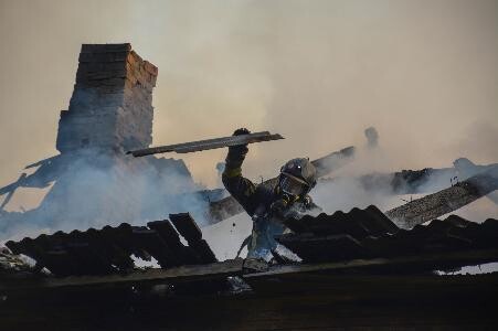 В Архангельске сгорел еще один деревянный дом