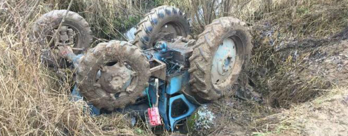 В Архангельской области в результате ДТП с трактором погибли двое мужчин