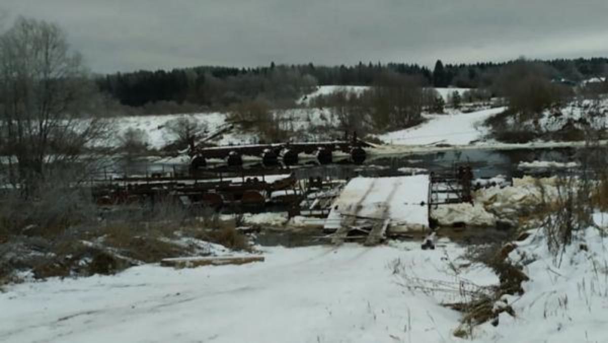 В Холмогорском районе из-за сломанного моста изолированы несколько деревень