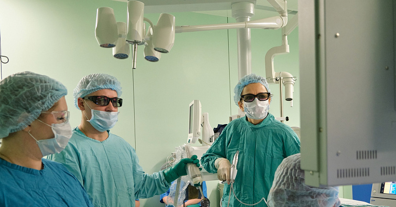 Медики архангельского онкодиспансера осваивают новые методы хирургического лечения