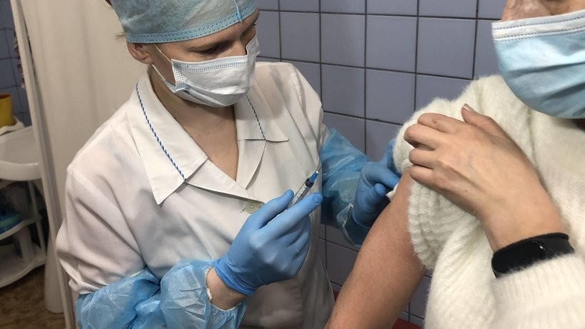 В Архангельскую область поступило более 15 тысяч доз вакцины