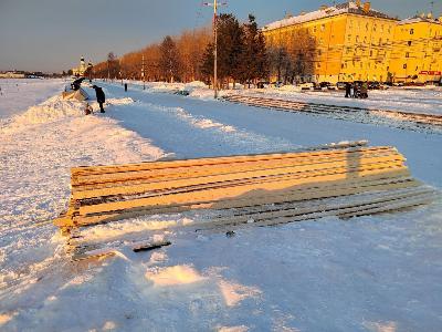Архангельск в честь юбилея города установил рекорд России по количеству снеговиков