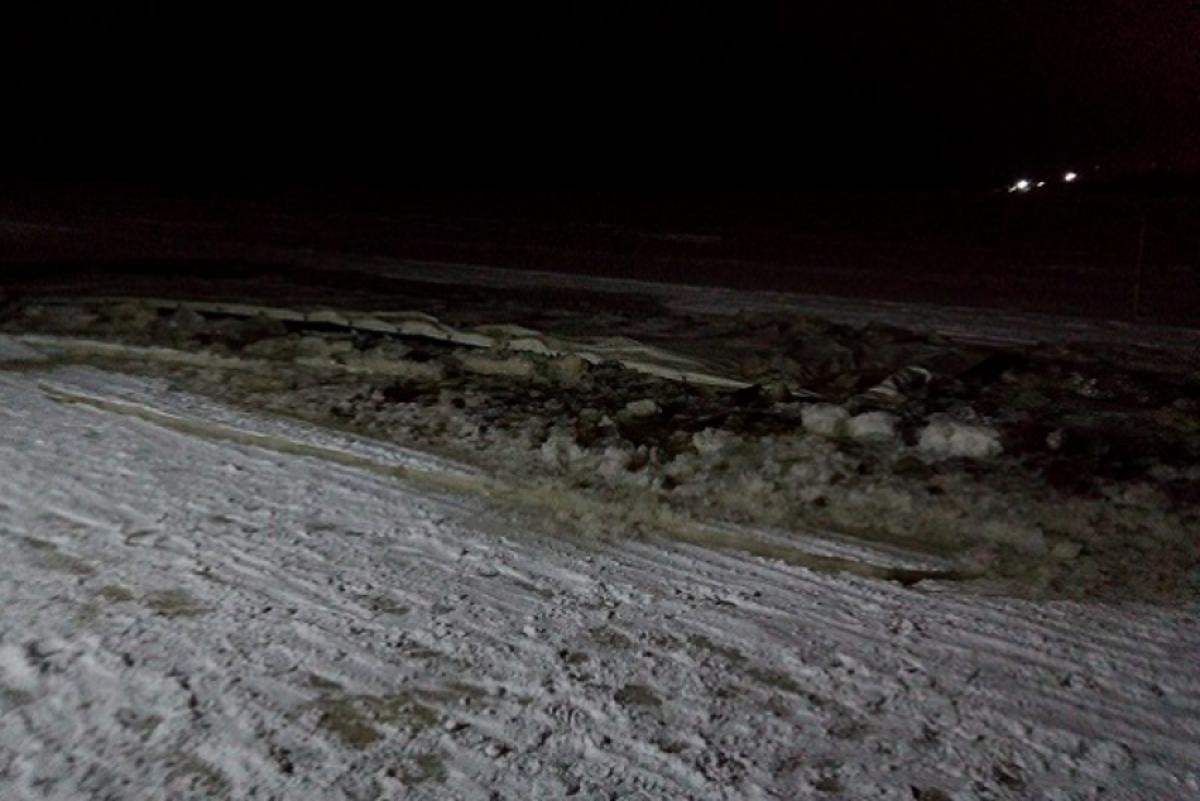 «КАМАЗ» провалился под лёд: авария в Котласском районе