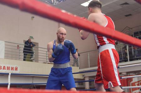 Спортсмен из Архангельской области Ярослав Безсолов выиграл золото международного турнира по боксу