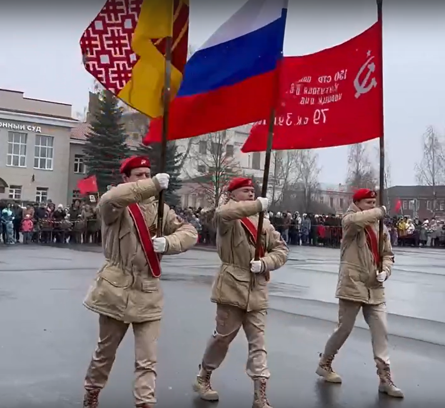 Парад в Вельске