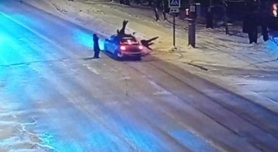 В Архангельске на регулируемой «зебре» сбили трех пешеходов